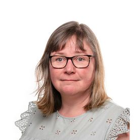 Kirsty-Meet the team.jpg