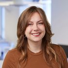 Leavell-Mandy-230427-11318-fave-final-BGC-linkedin.jpg