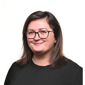 Gabriela-Meet the team.jpg