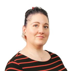 Helen-Meet the team.jpg