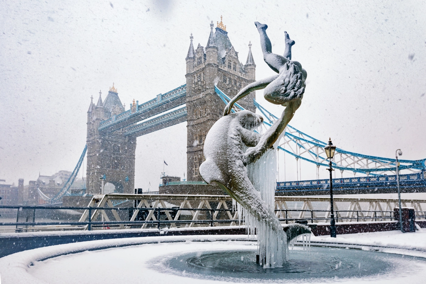london-in-winter-storm-emma.png 1